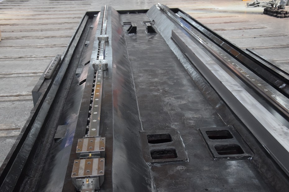 數控龍門銑床線規的優缺點及更換線軌一般要多少錢.jpg 數控龍門銑床線規的優缺點及更換線軌一般要多少錢.jpg